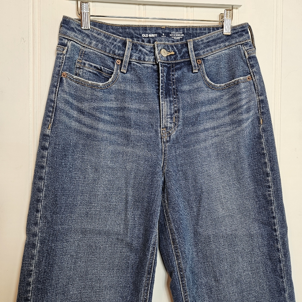 Old Navy Extra High Rise Wide Leg Crop Jeans Blue Denim Ski-Hi Womens Size 6P - Picture 4 of 12